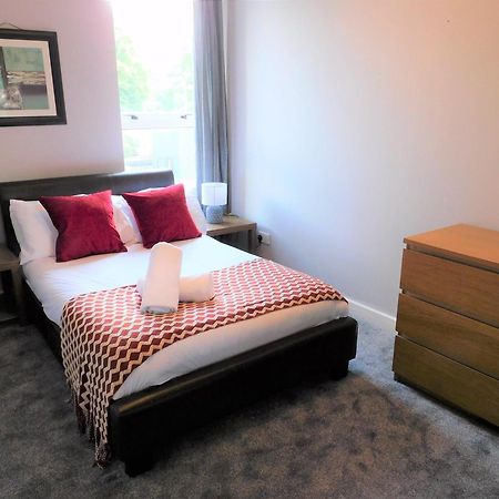 City Centre 2 Bedroom Apt, Close To M8 & Tourist Attractions กลาสโกว์ ภายนอก รูปภาพ